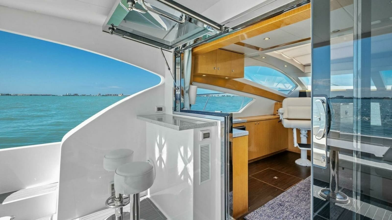 2018 Outboard Express Catamaran 47