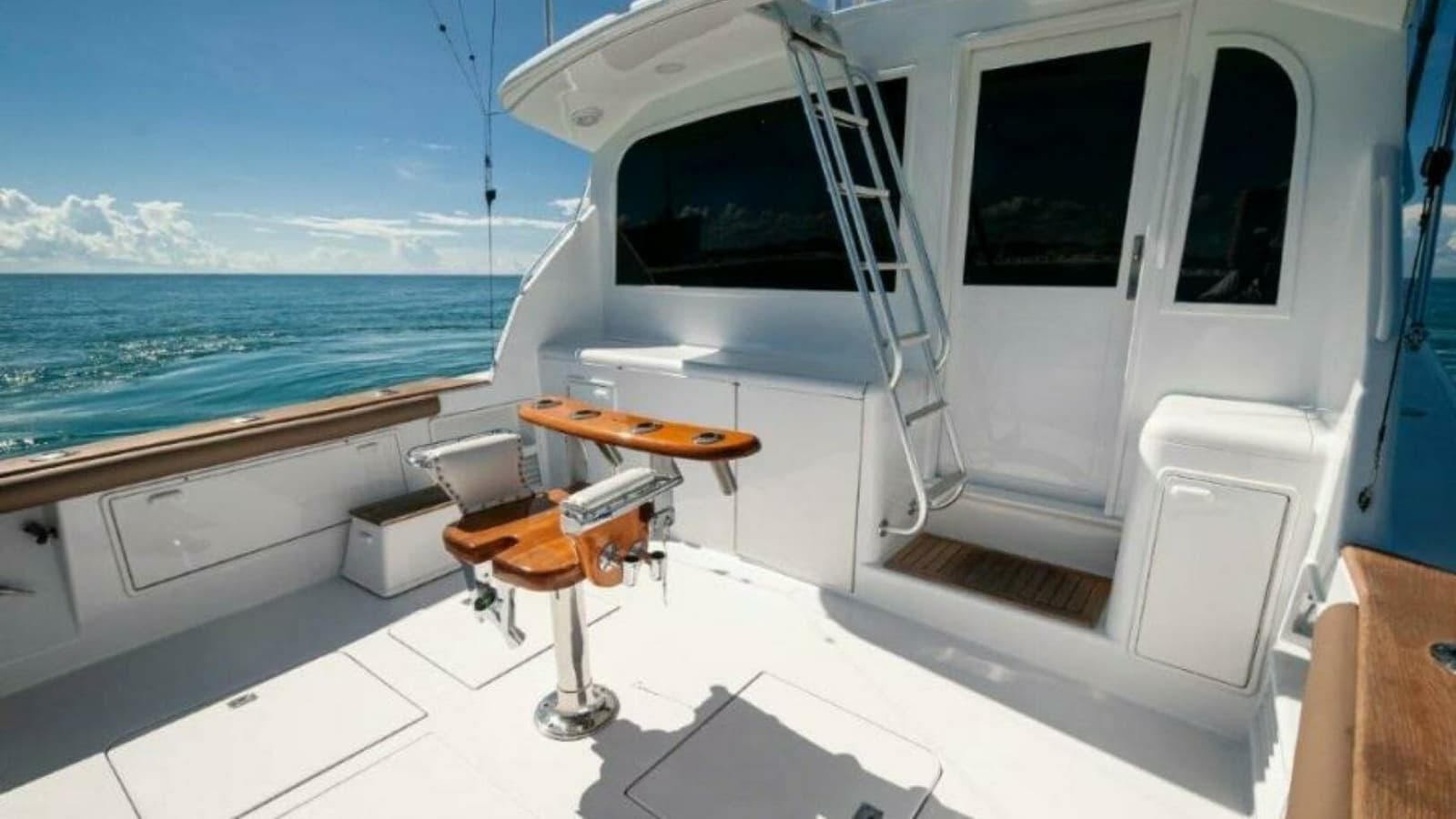 1998 Ocean Yachts 48 Super Sport Cockpit 6