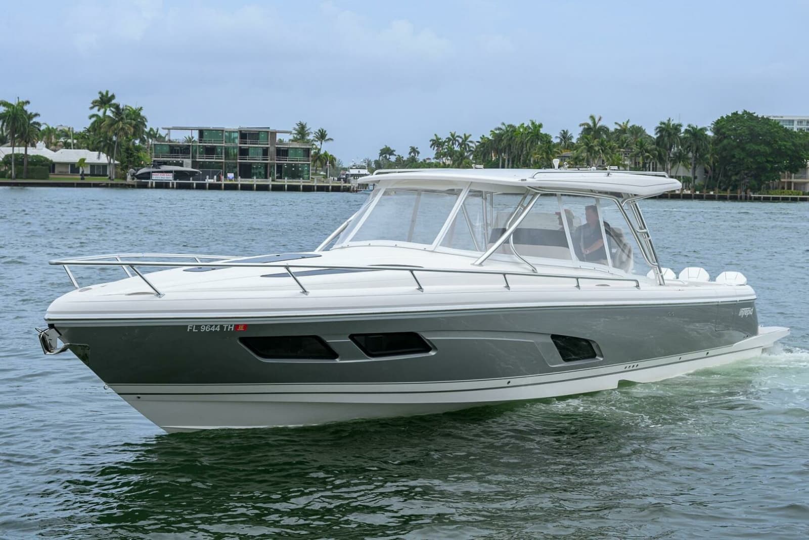 Intrepid 41 - Port Profile
