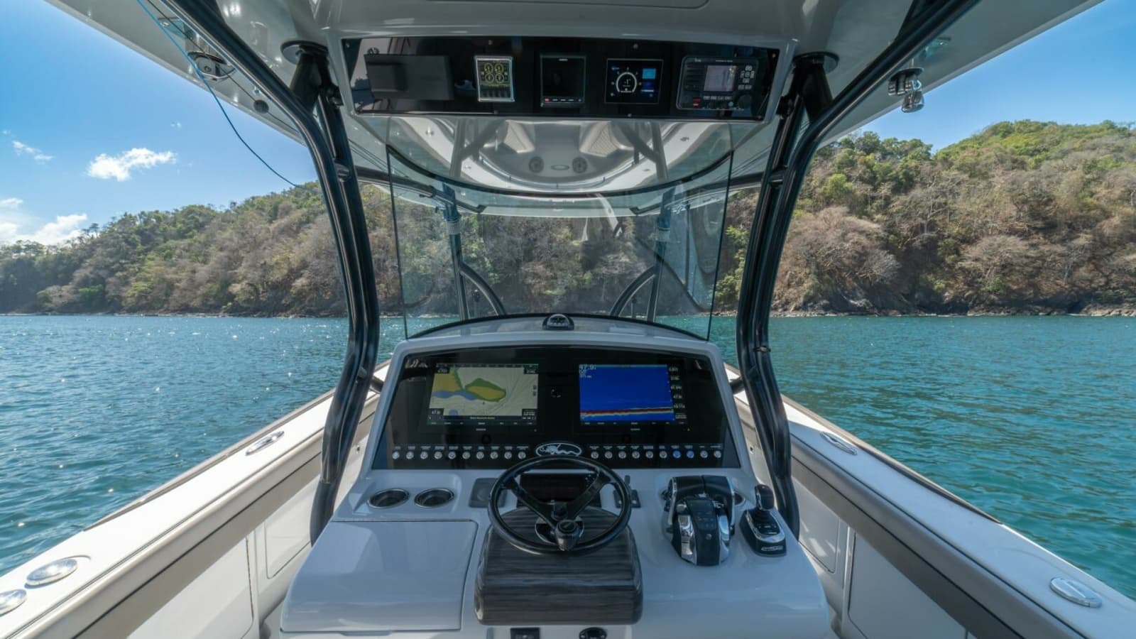 2021 Valhalla V-37 "Full Tilt" - Helm