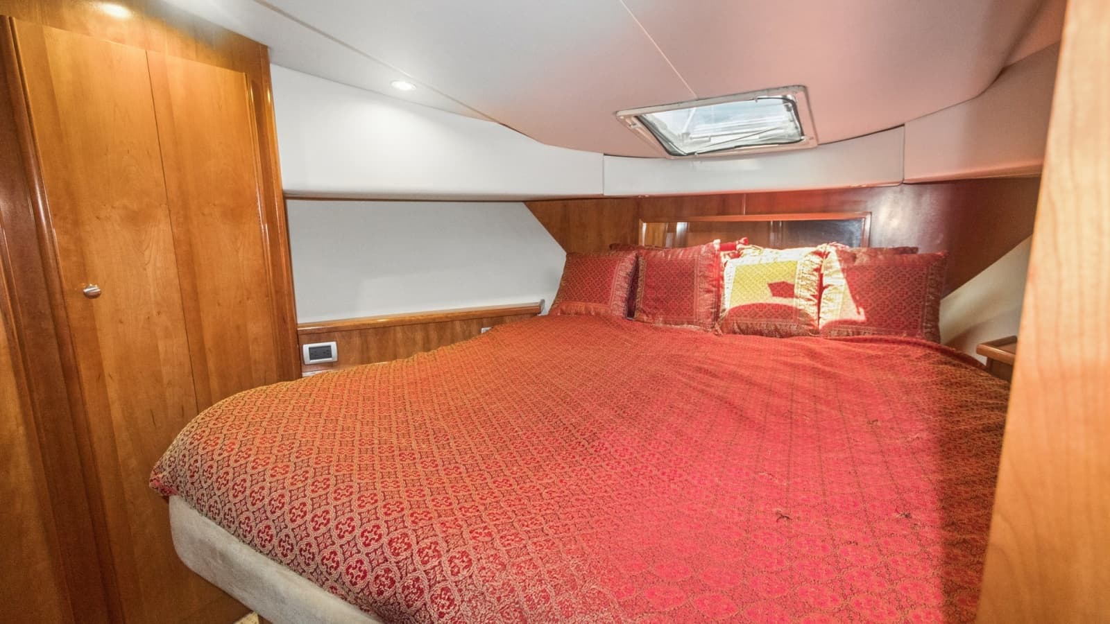 Forward Stateroom with Queen Berth