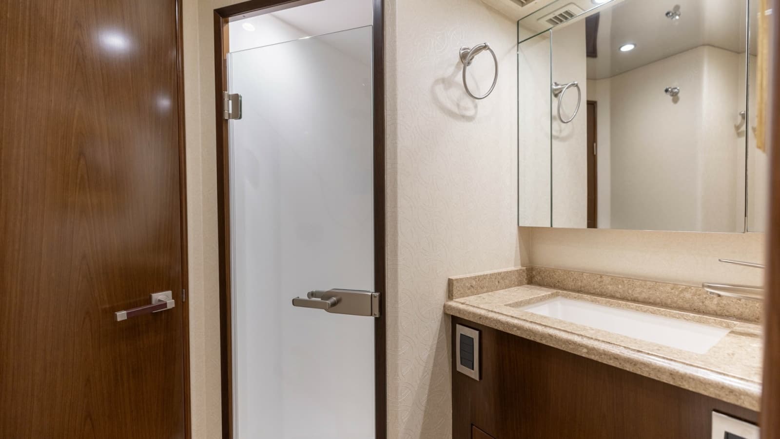 2015 Viking 76 Enclosed Bridge- CHULA- Forward Head