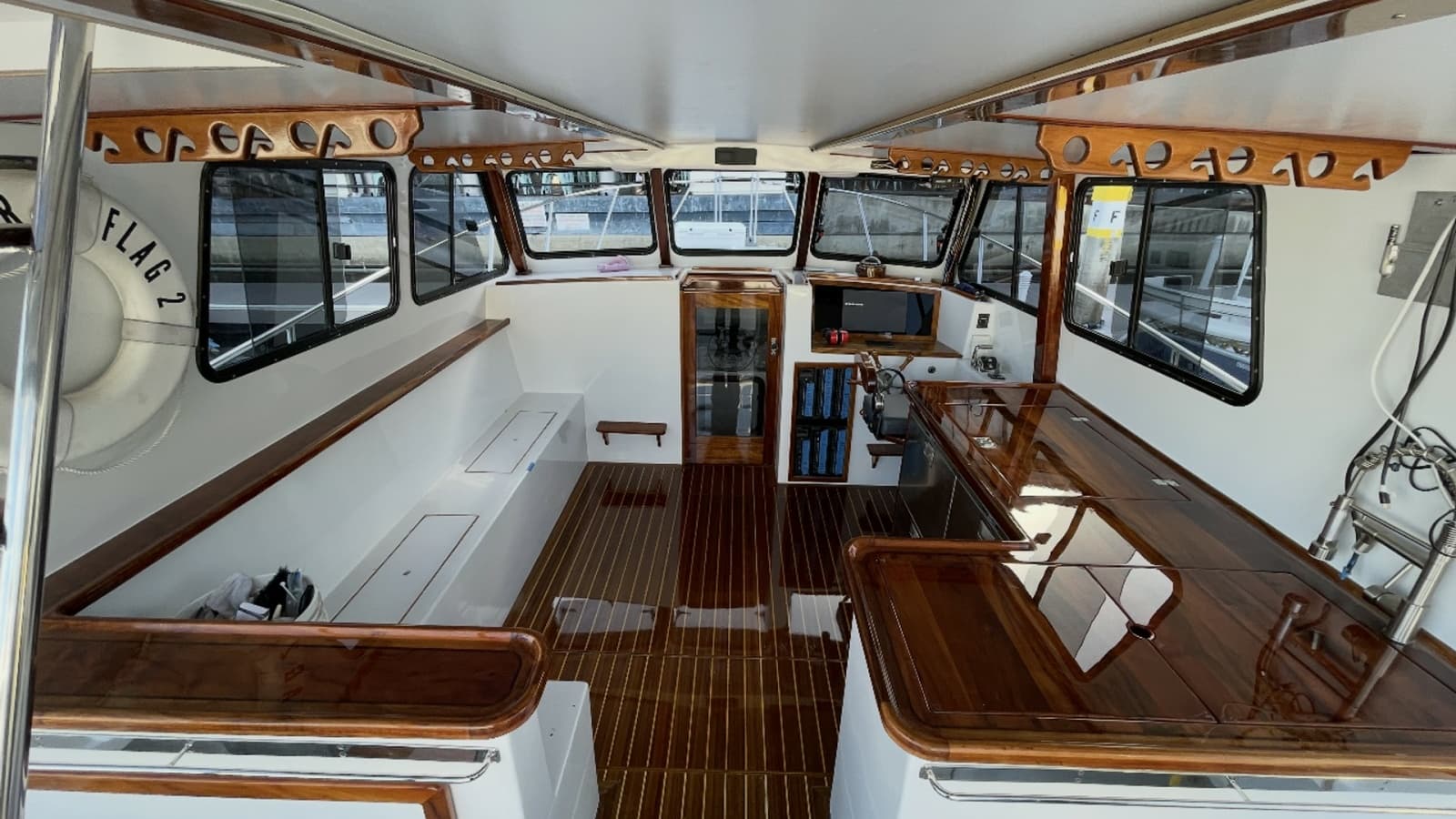 2019 Donelle 35 Flybridge Sportfish "BEAR FLAG 3.0" - Spacious Flybridge Helm Area