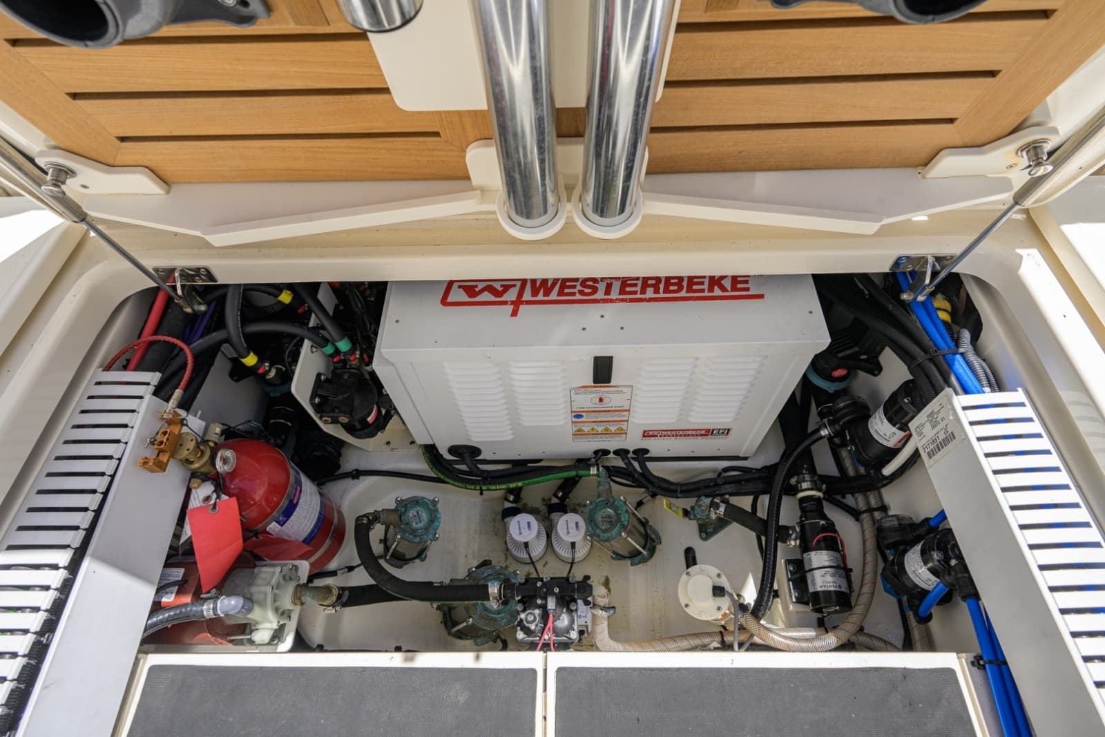 Boston Whaler 35 - DERRYN -  Seakeeper