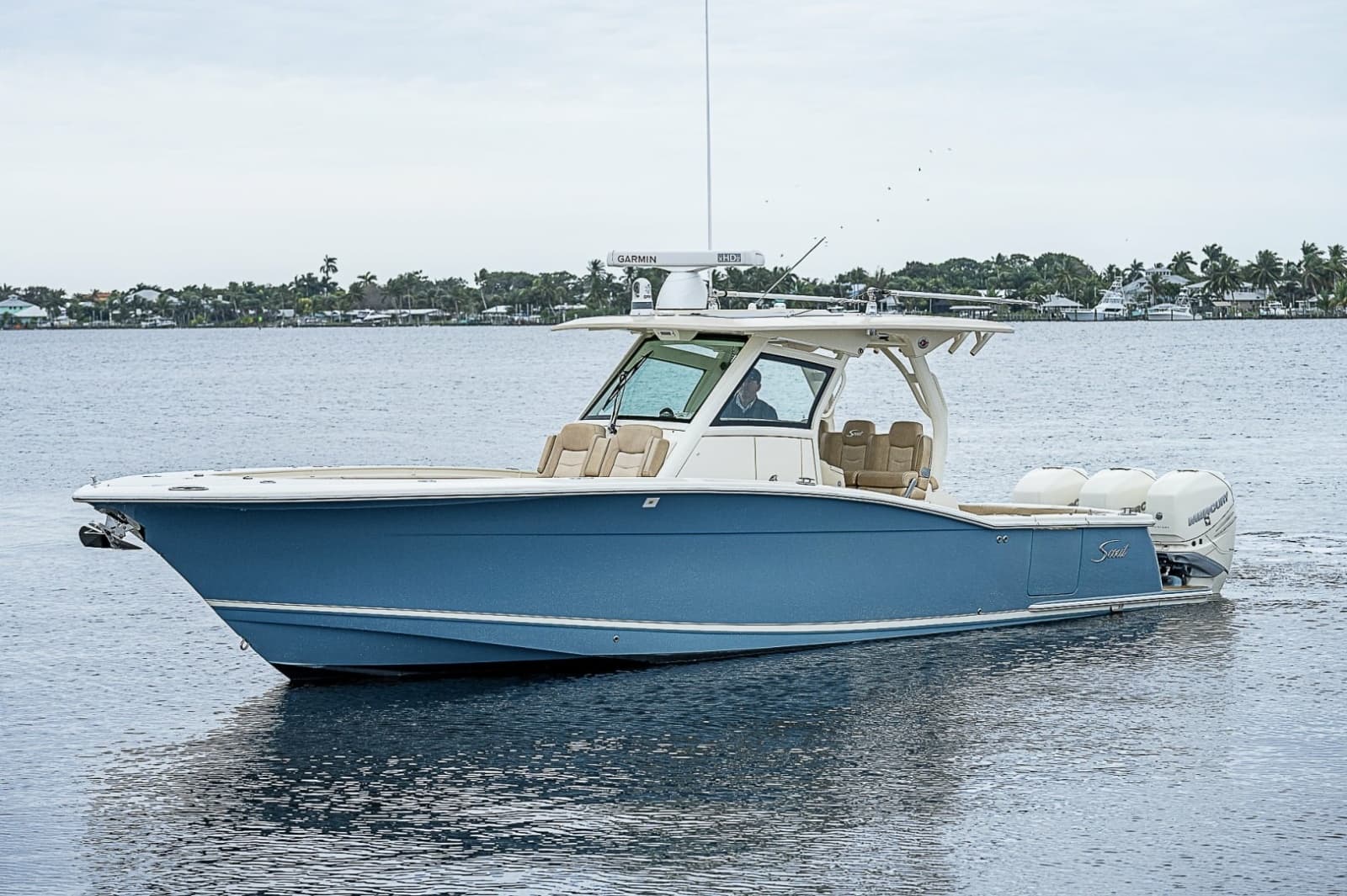 Scout 35 - WOLVERINE - Exterior Profile