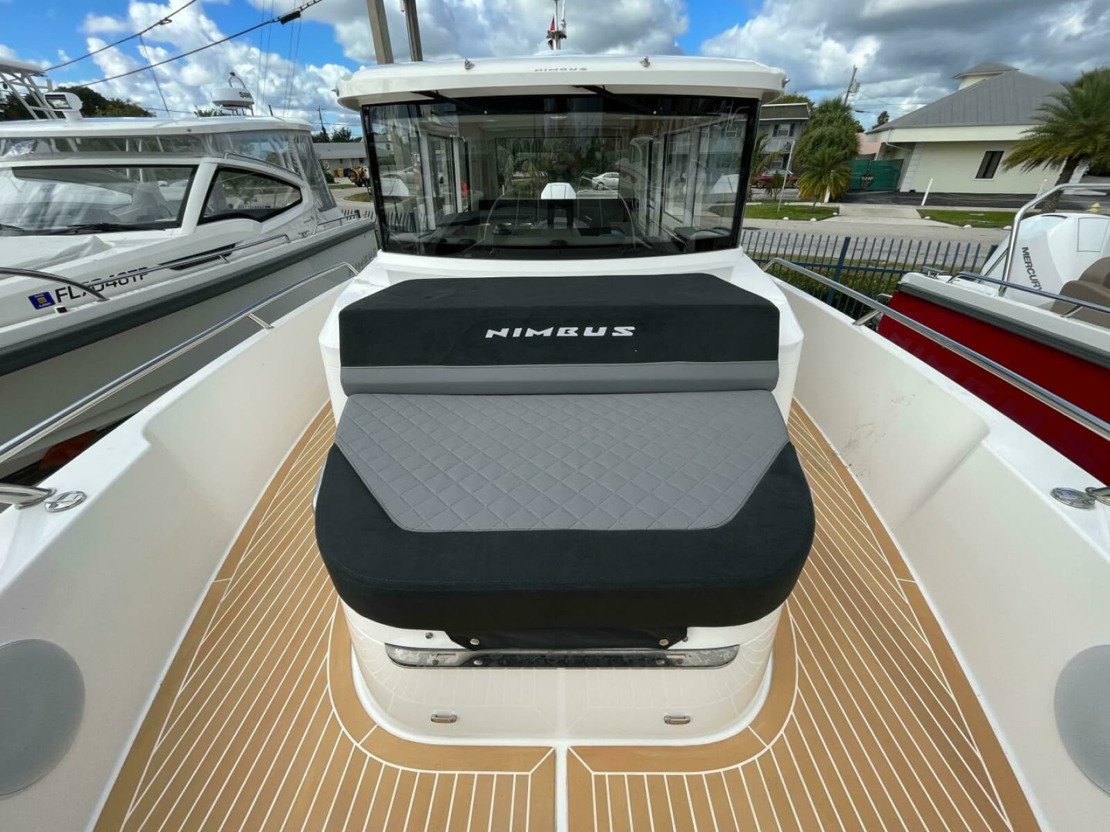 2024 Nimbus Commuter 9