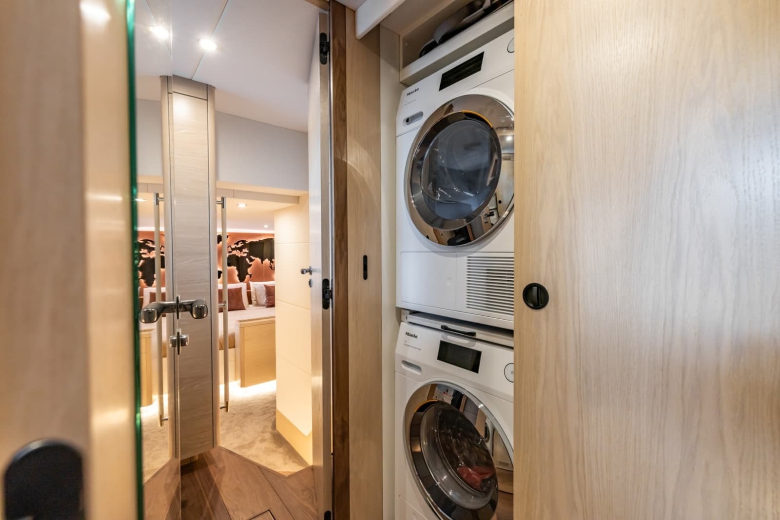 Steeler 72 TWO BUBBLES - Interior