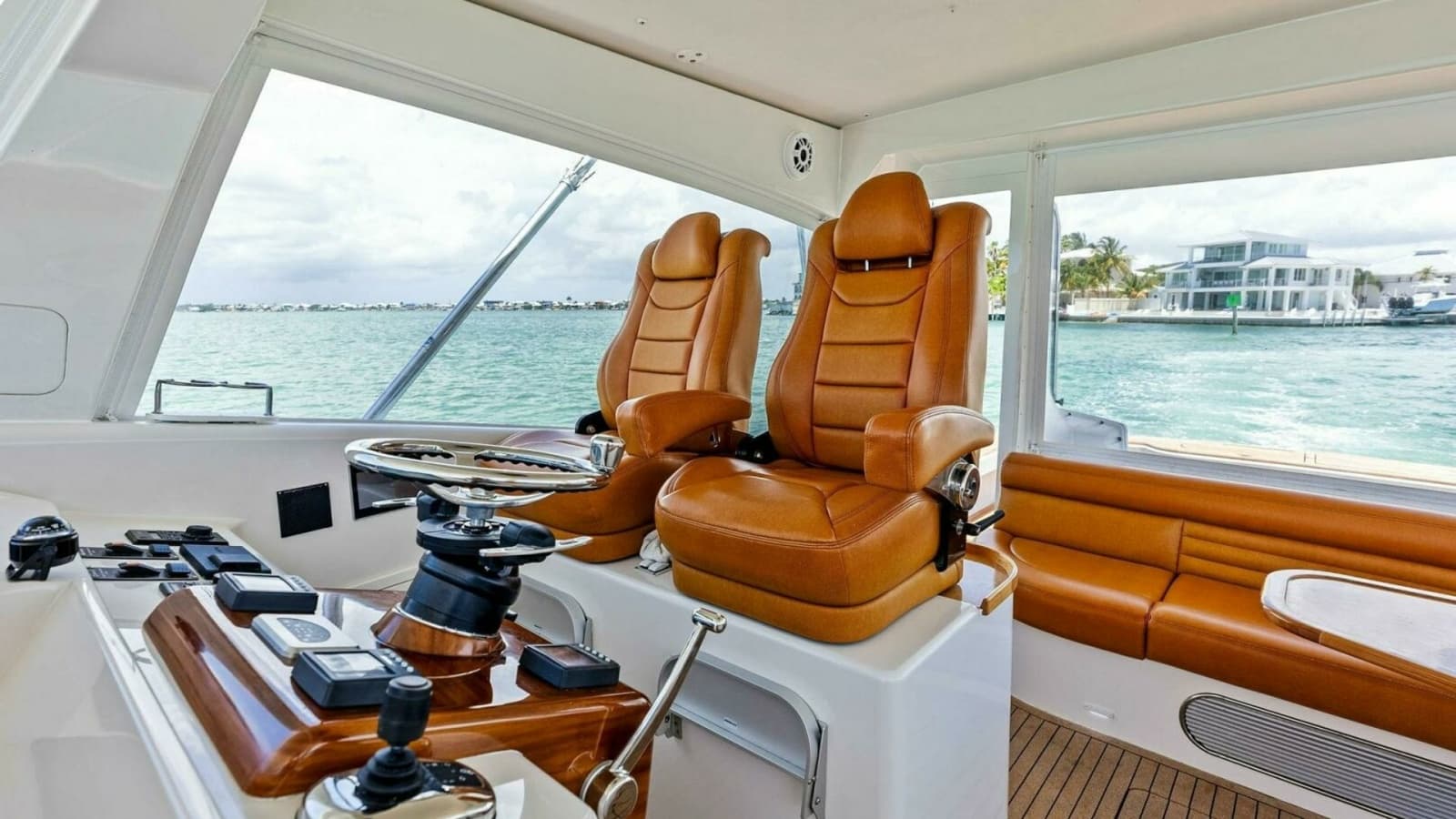 2020 Calcutta 480 Catamaran