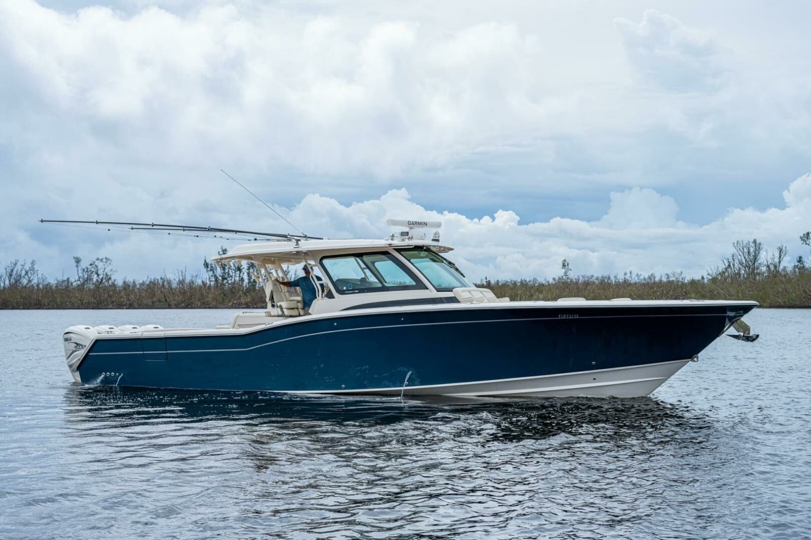 Grady White 45 Pura Vida - Exterior Profile