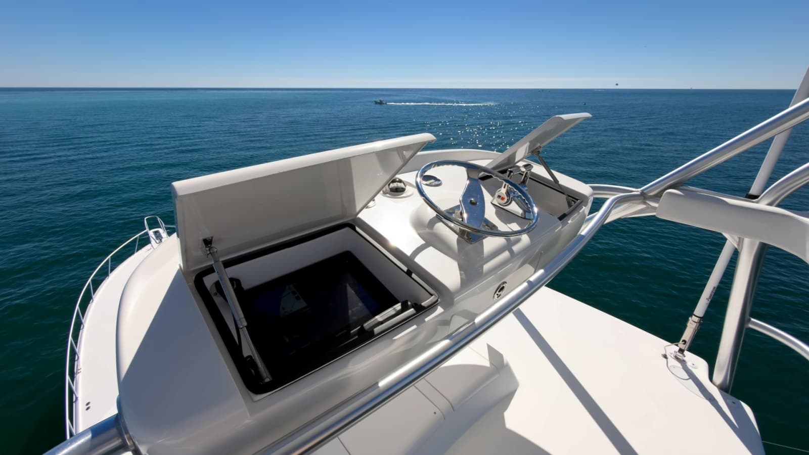 2015 Viking 76 Enclosed Bridge- CHULA- Tower
