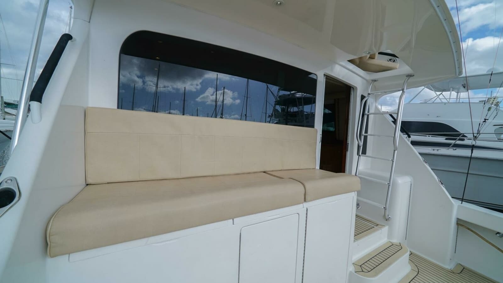 2007 Viking 45 Convertible Bad Habits