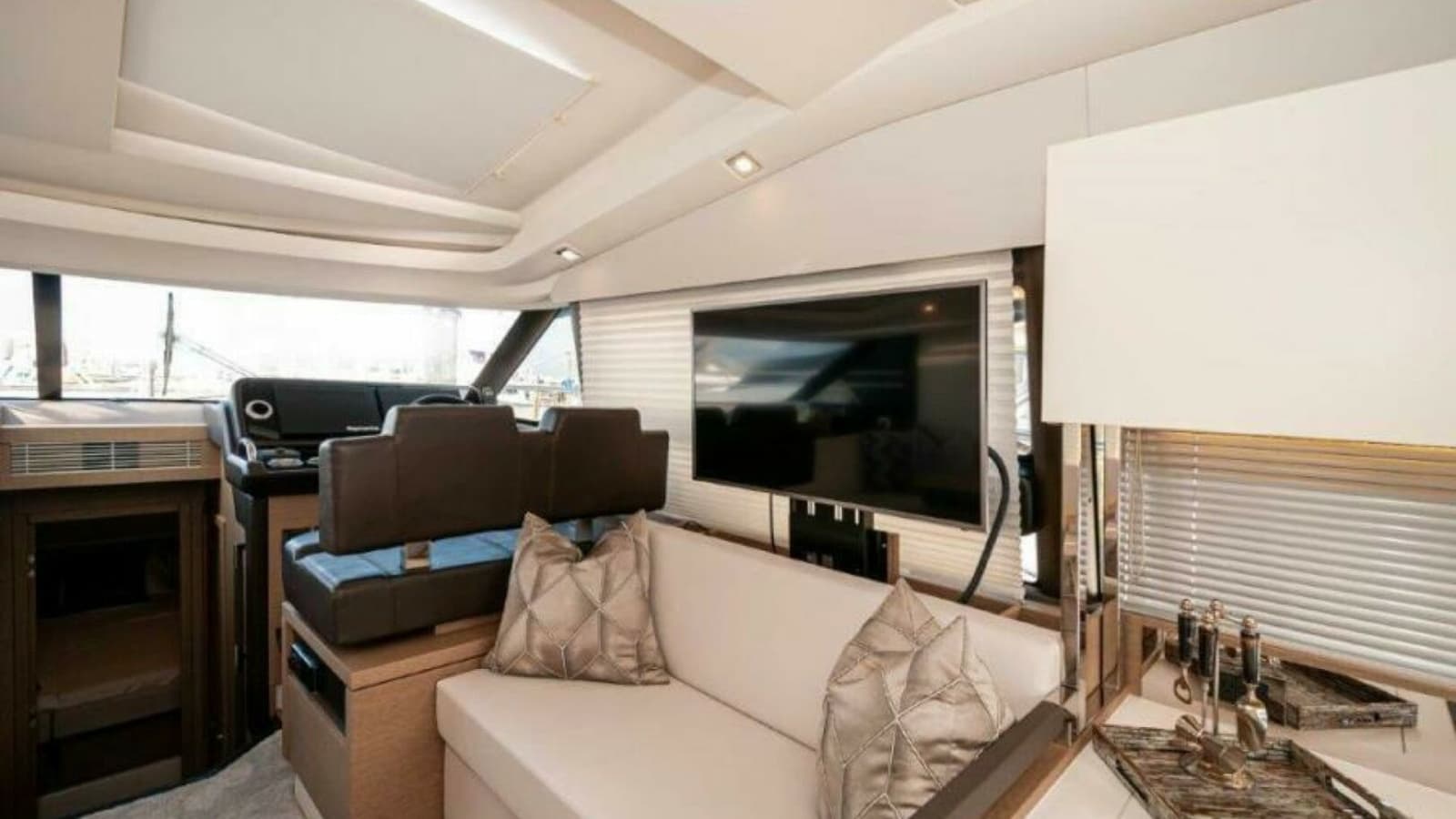 2018 Prestige 460 S