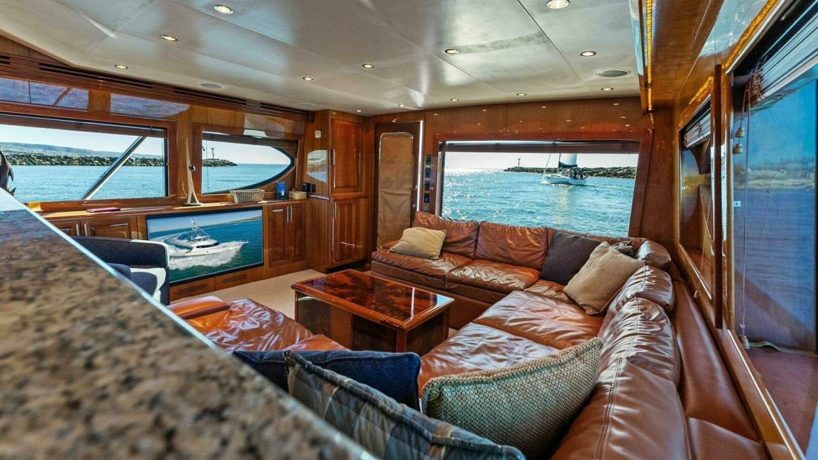 2007 Hatteras 64 Convertible CHUPACABRA - Spacious Interior Salon with Panoramic Views