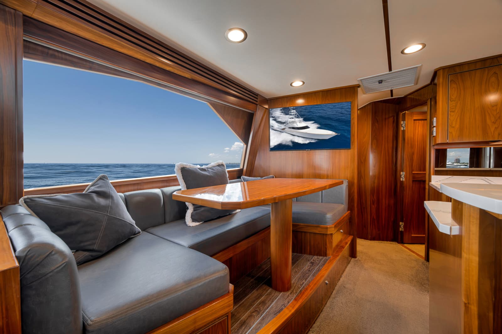 2020 Viking 68 Convertible