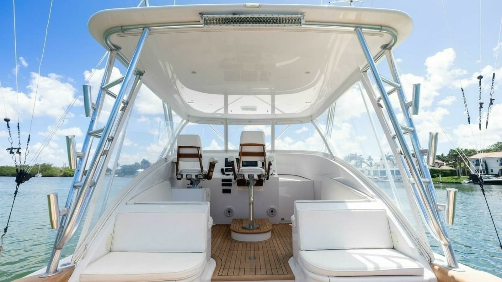 2018 Custom Carolina 35 Express