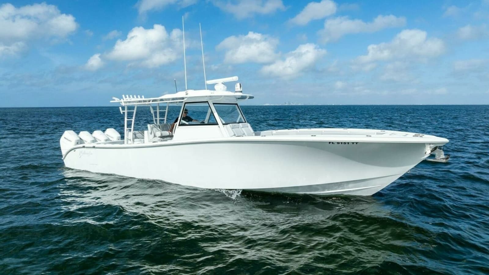 2024 42 Yellowfin