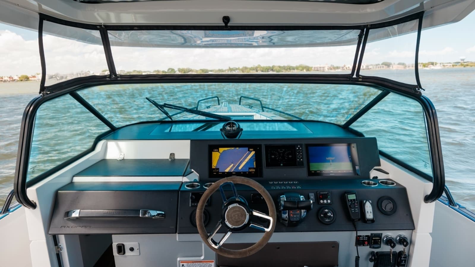 2019 Axopar 37 Sun Top