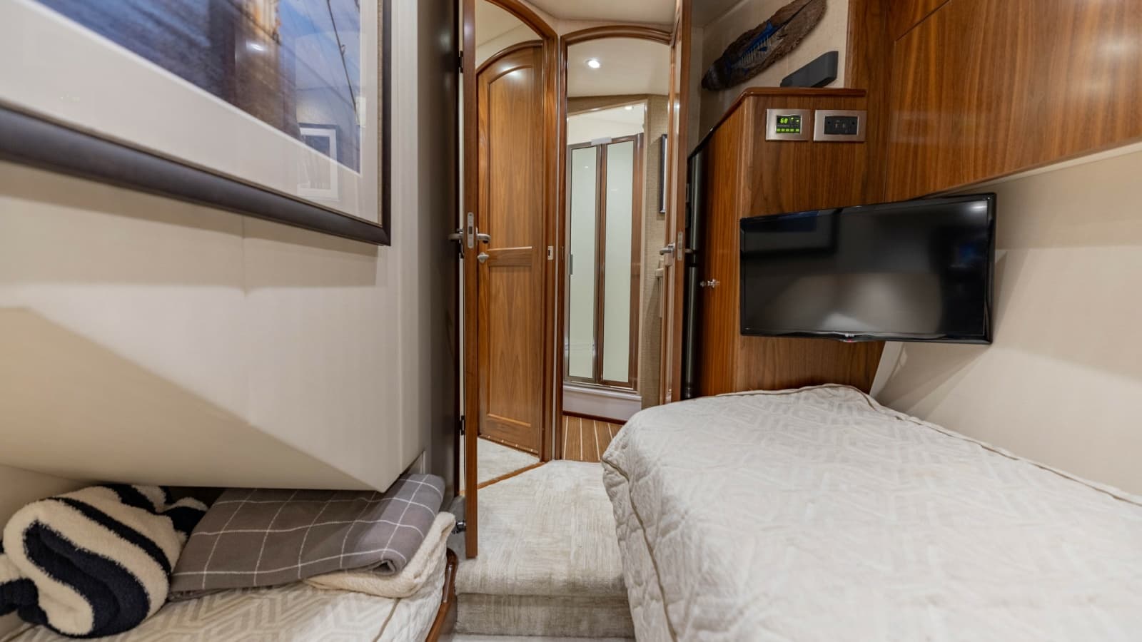 Guest Cabin with Twin Berths