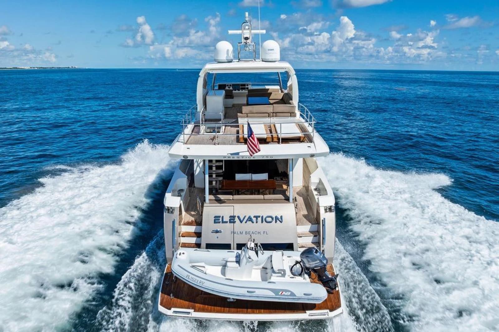 2016 Prestige 750