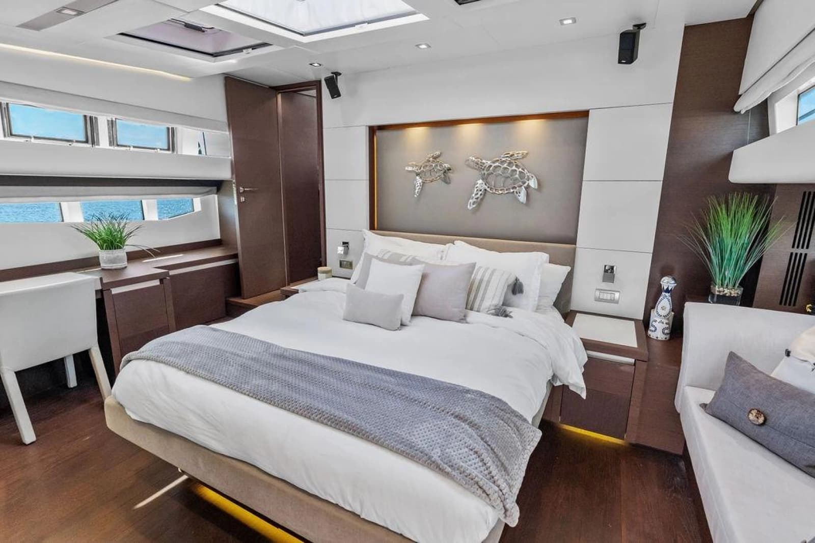 2016 Prestige 750