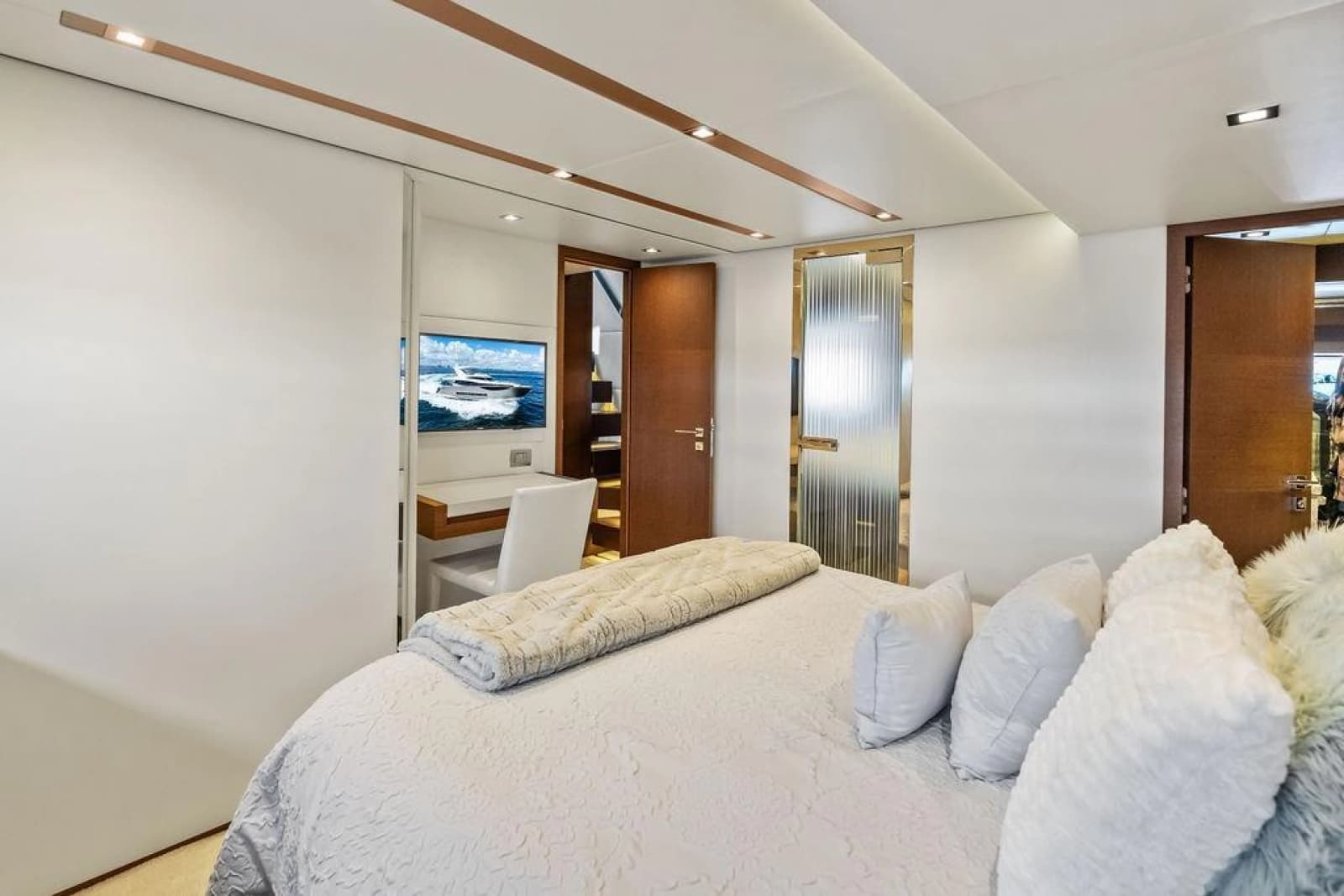 2016 Prestige 750