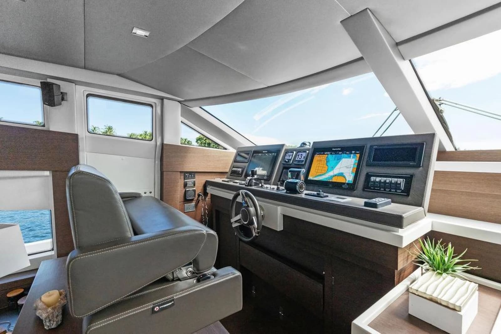 2016 Prestige 750
