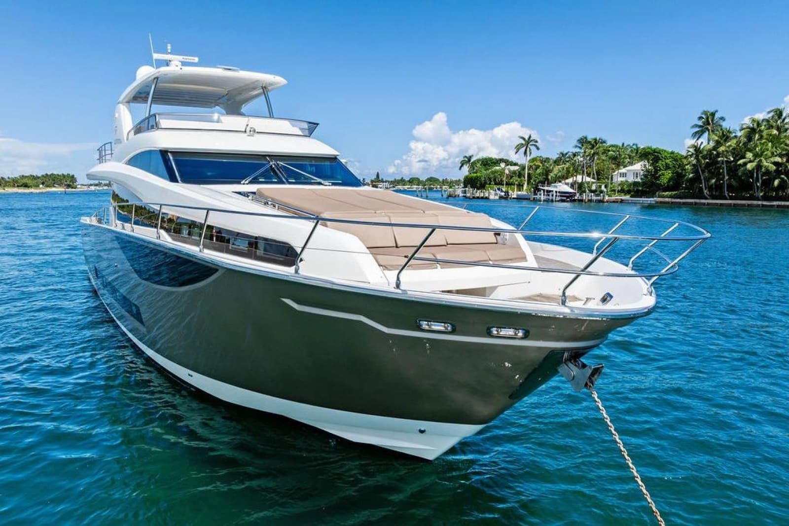 2016 Prestige 750