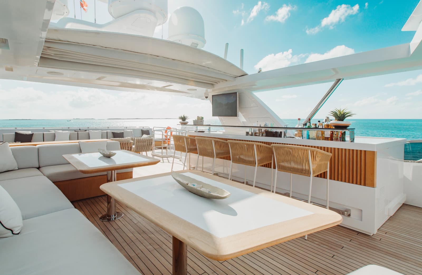 2014 Benetti Veloce 140