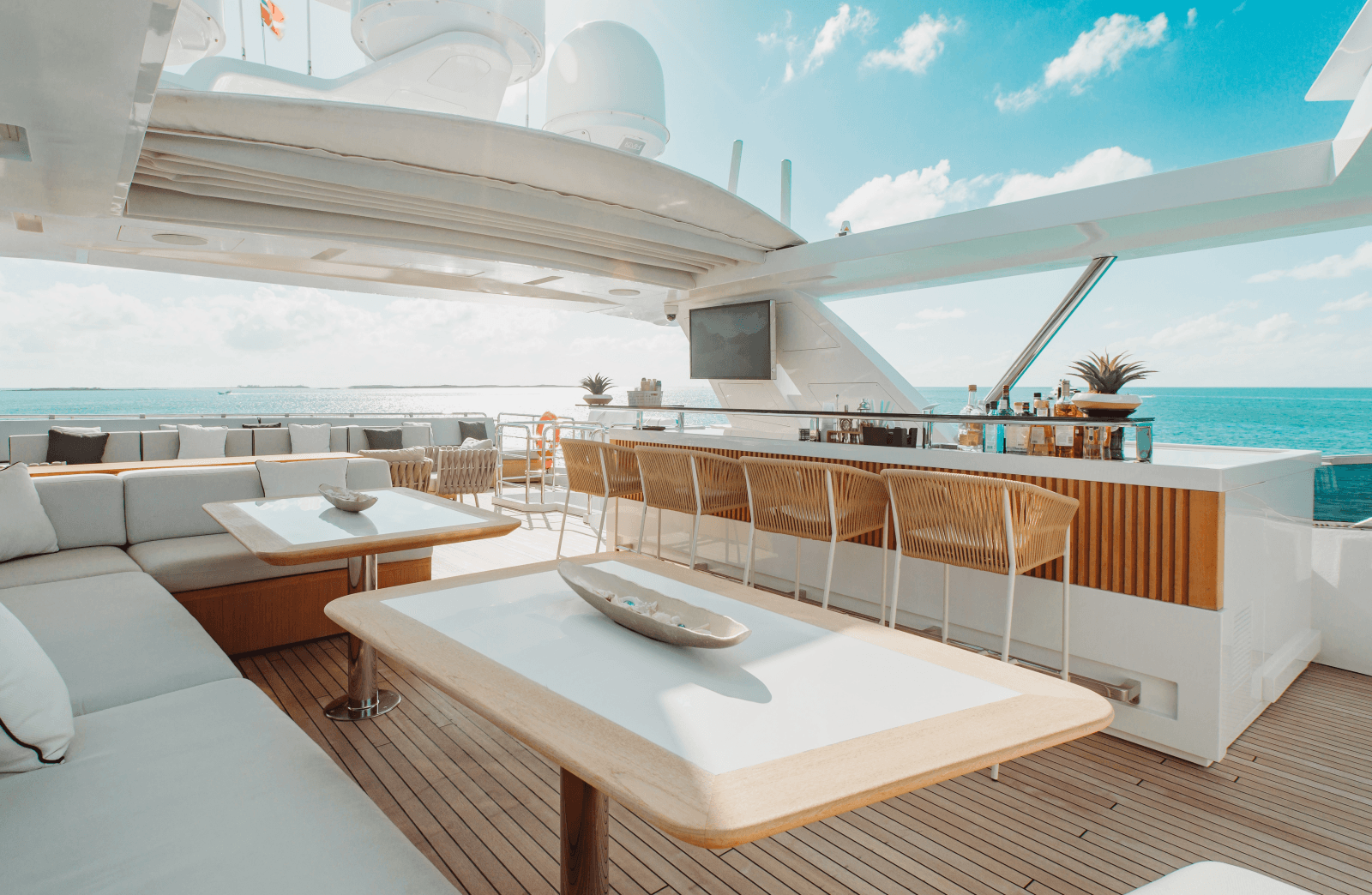 2014 Benetti Veloce 140