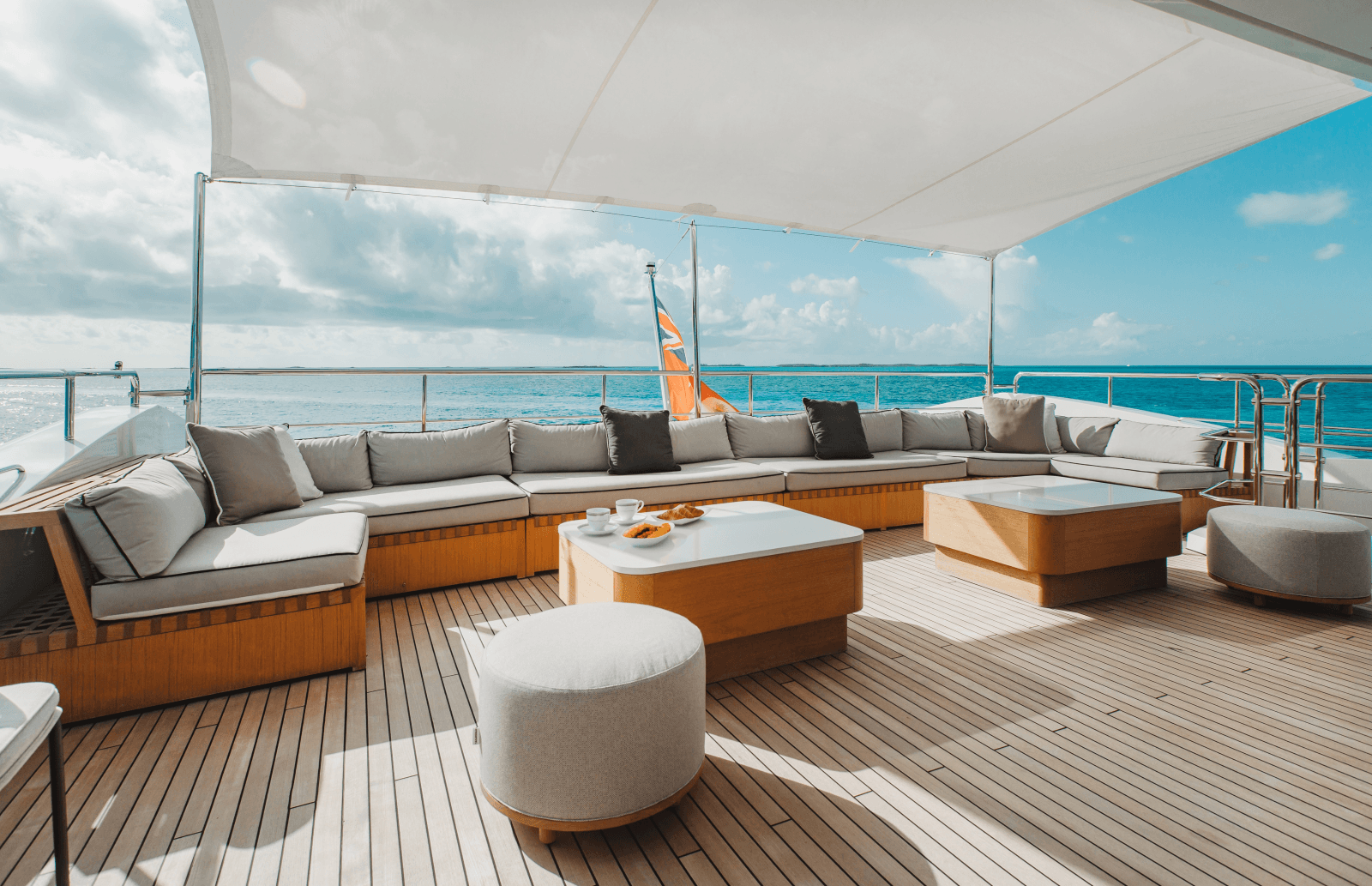 2014 Benetti Veloce 140