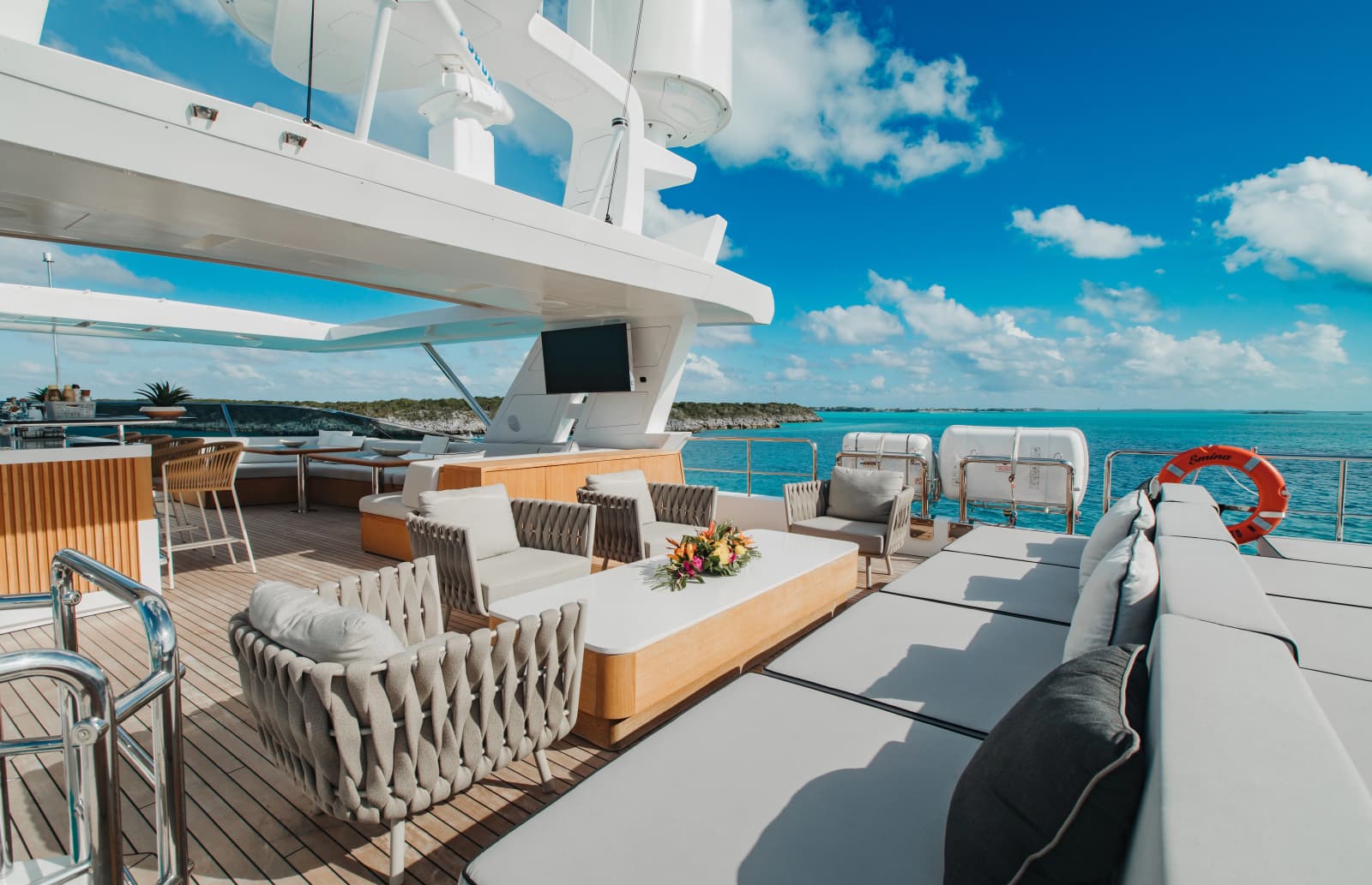 2014 Benetti Veloce 140