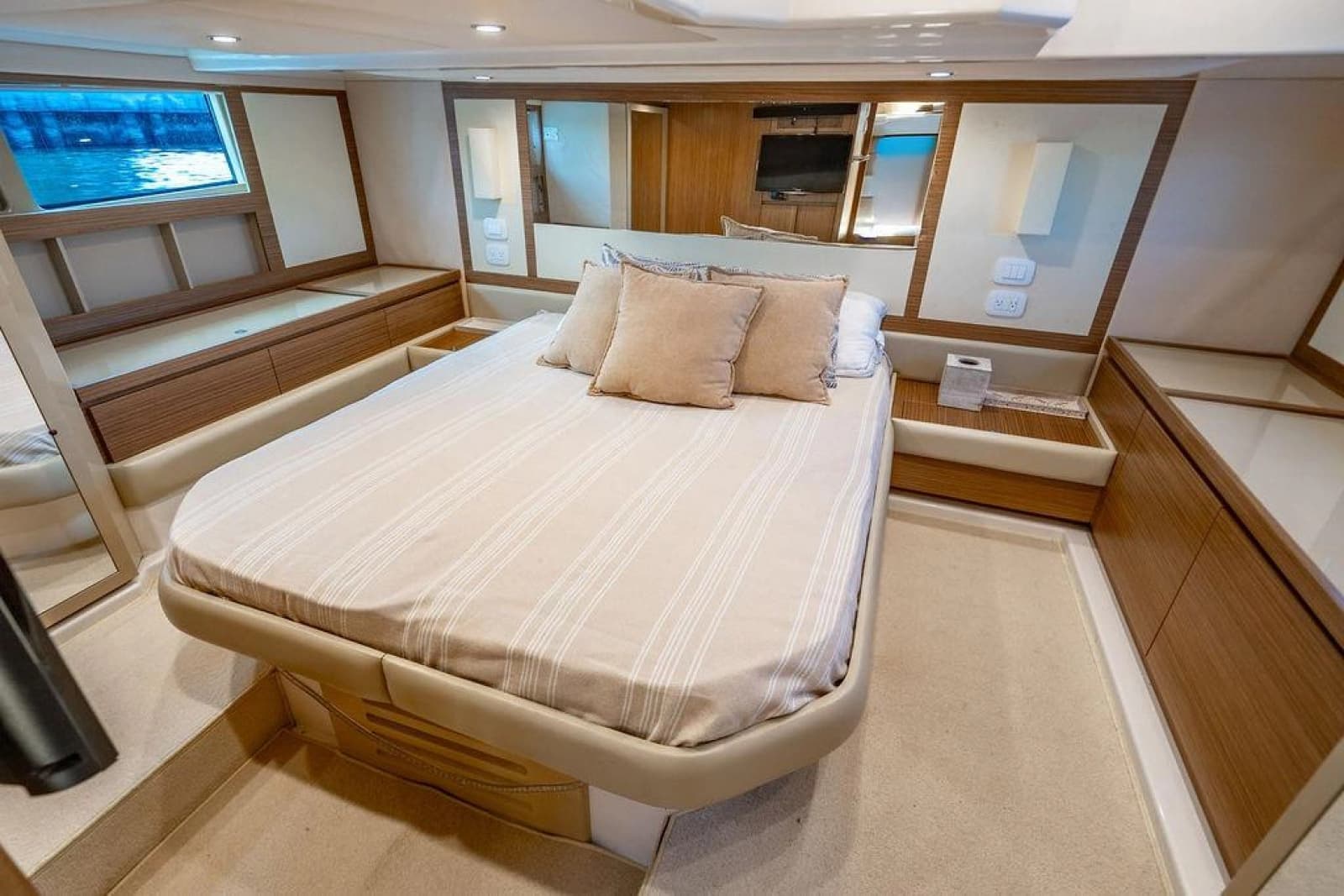 2016 Azimut Atlantis 50