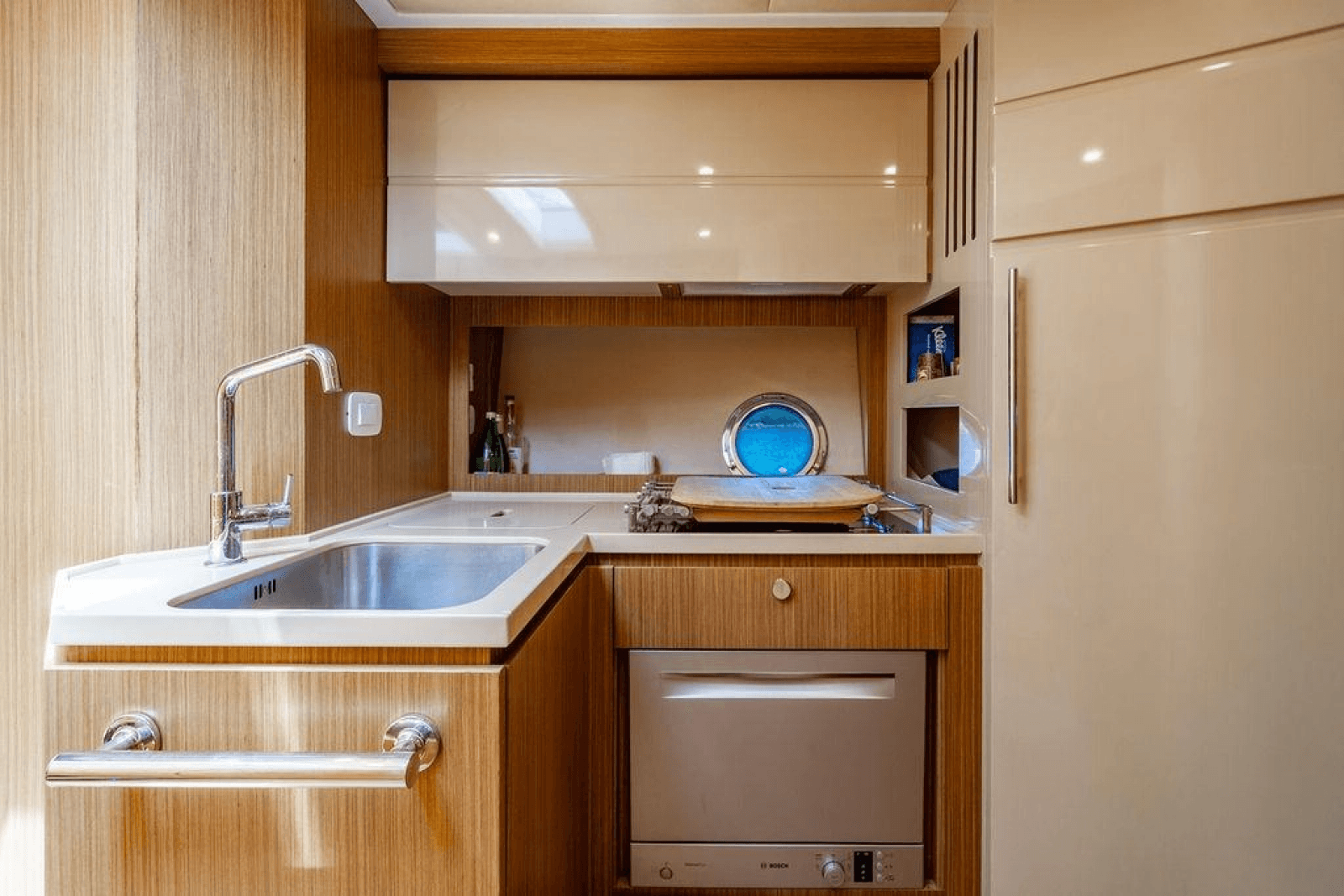 2016 Azimut Atlantis 50