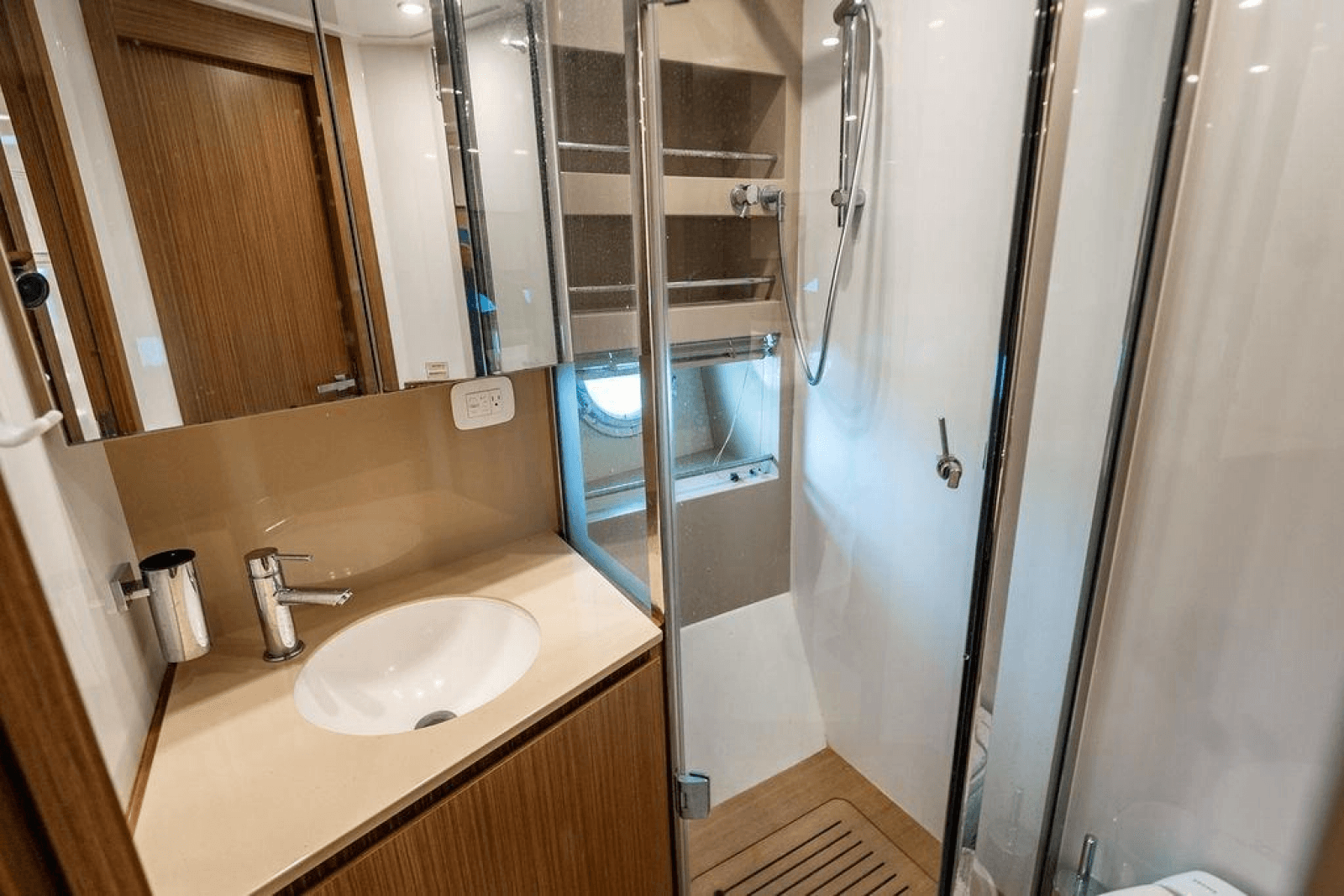 2016 Azimut Atlantis 50