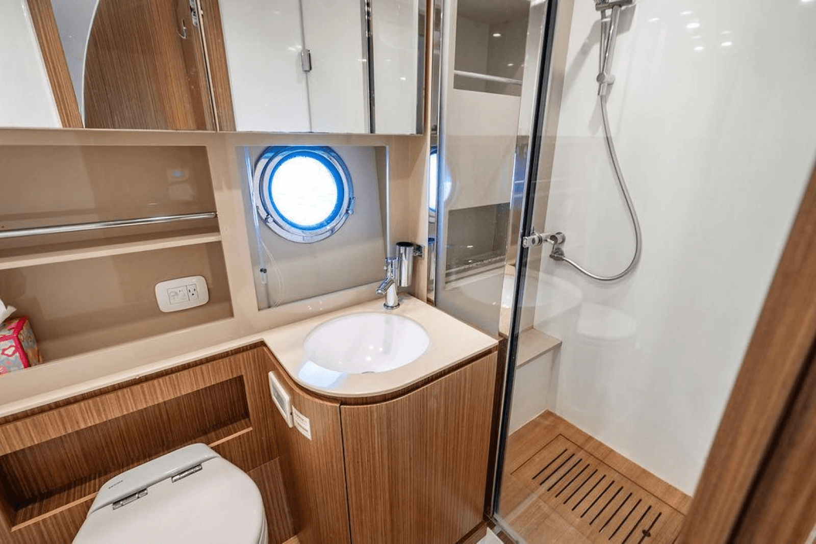 2016 Azimut Atlantis 50