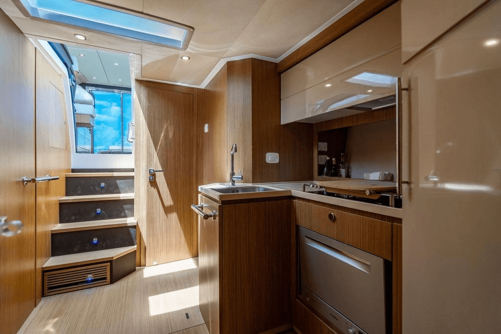 2016 Azimut Atlantis 50