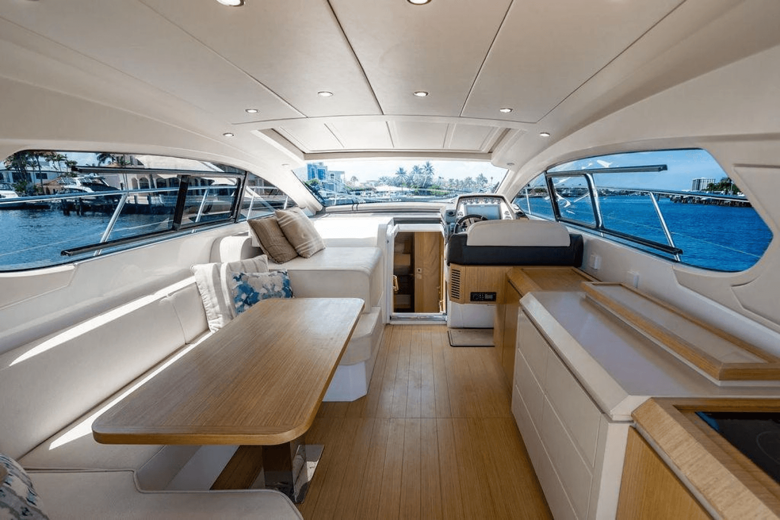 2016 Azimut Atlantis 50