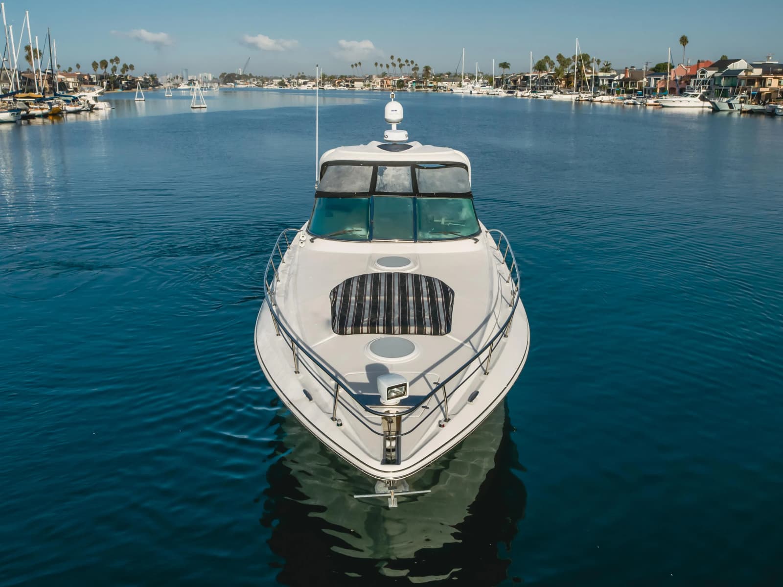 2006 Cruisers Yachts 420 Express