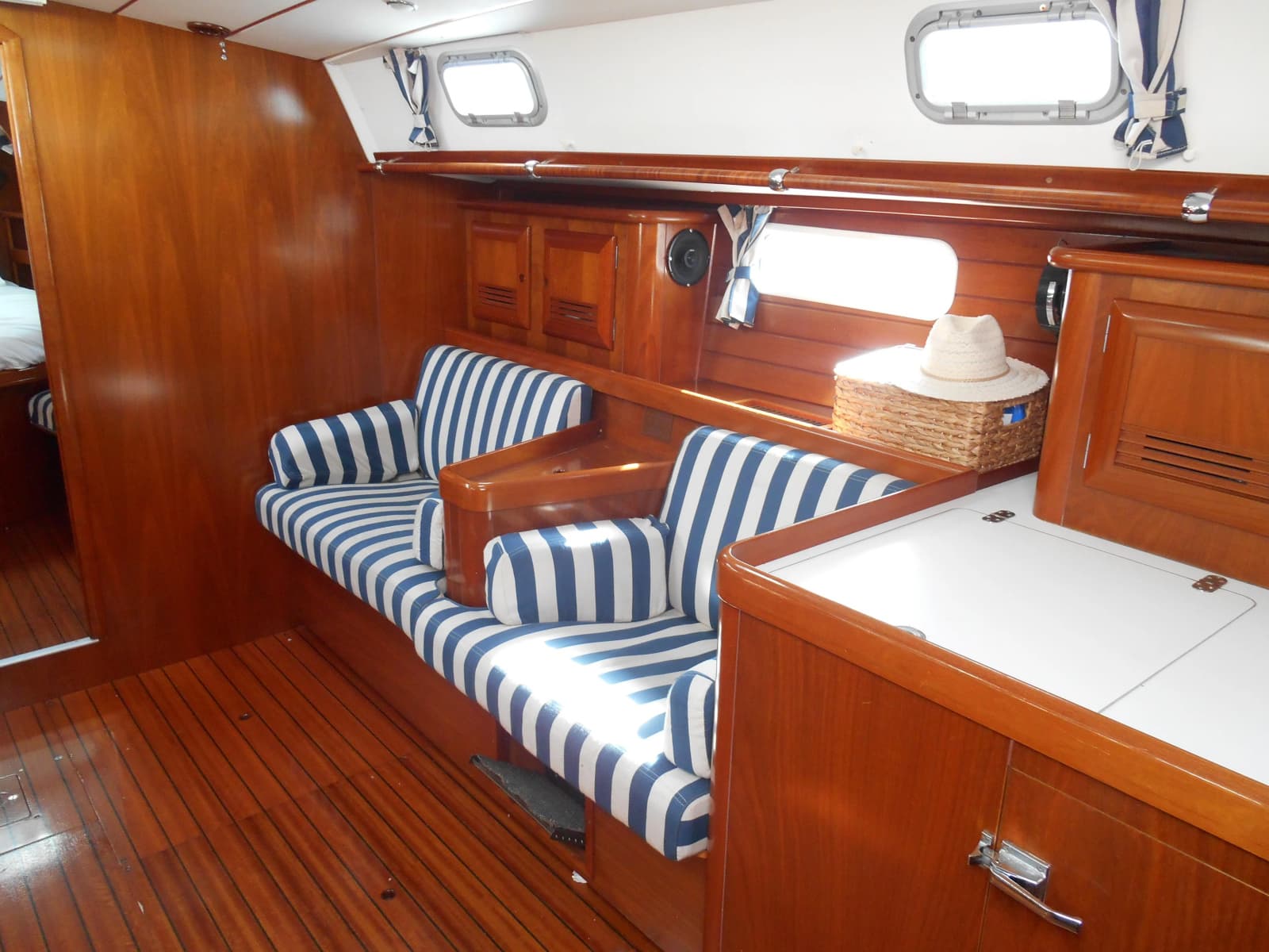 2000 Beneteau Oceanis 50