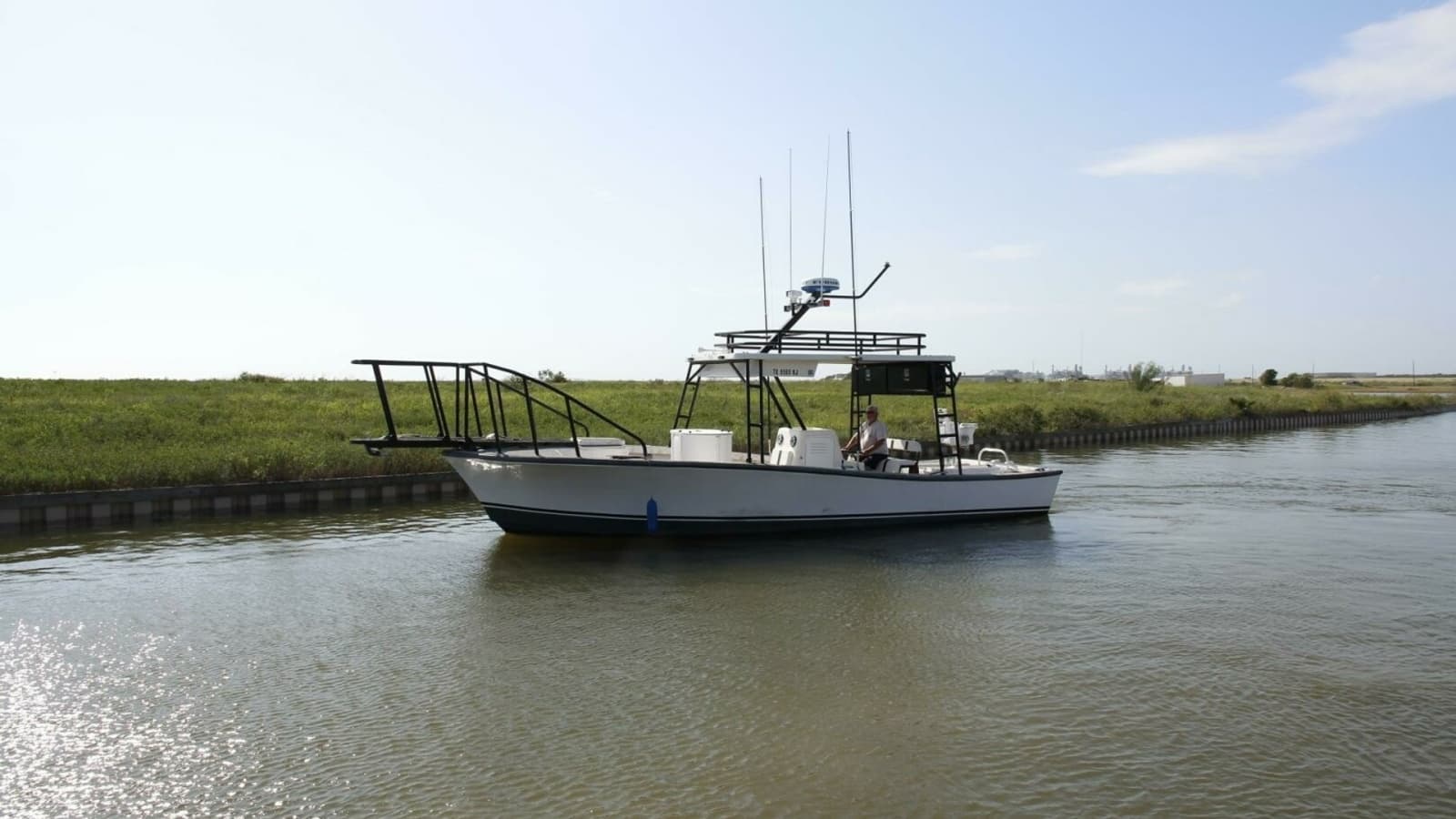 1997 Custom 31 Center Console Pullin Drag