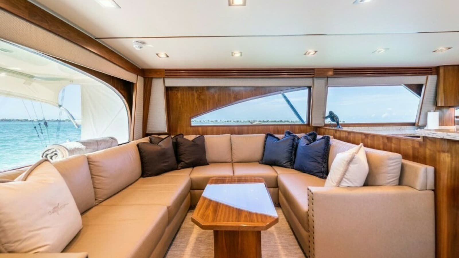 2018 Viking 72 Convertible - Wrapped Up