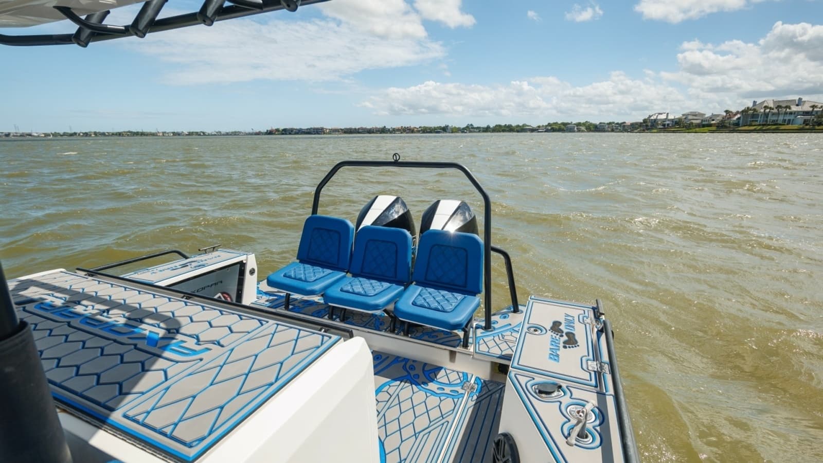 2019 Axopar 37 Sun Top