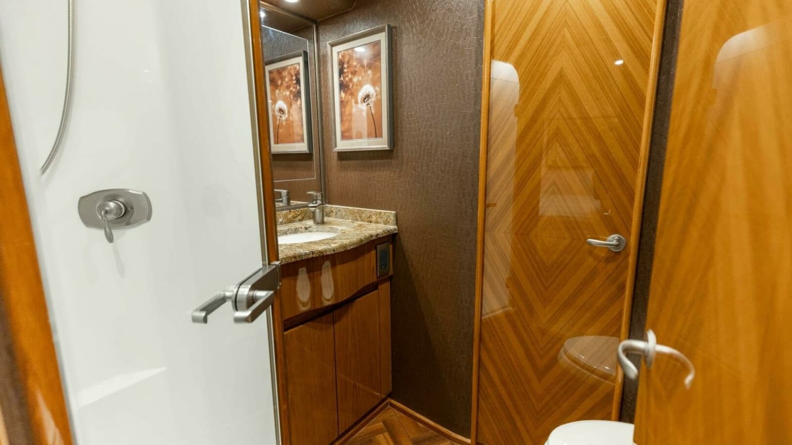 2013 Viking 76 Convertible- REEL FIRE- Forward VIP Stateroom Head