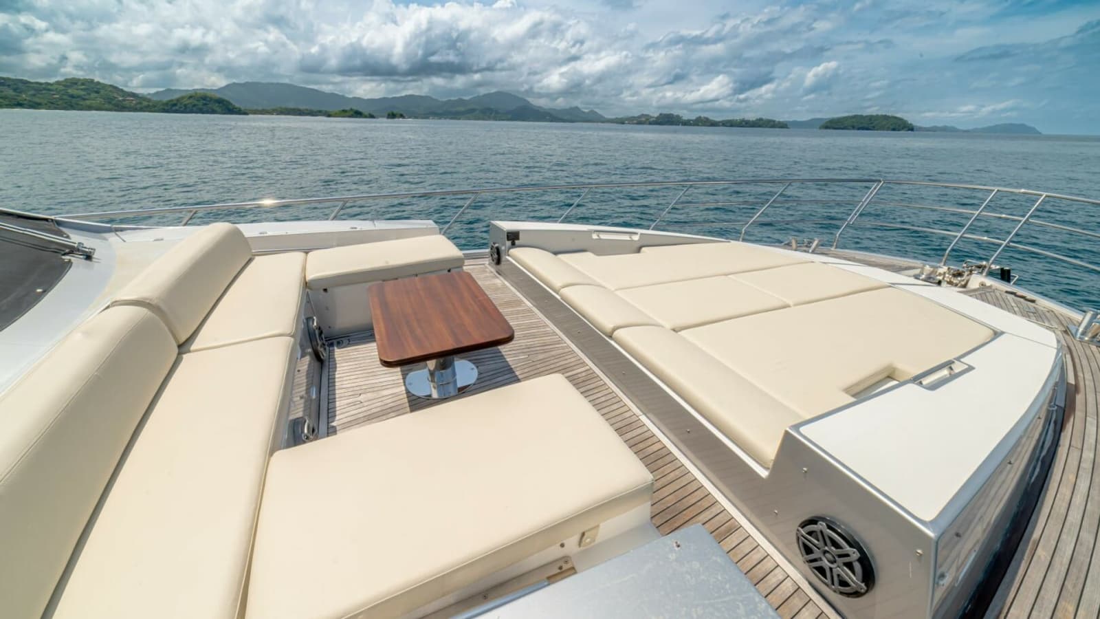 2017 Azimut 77 "Carpe Diem"