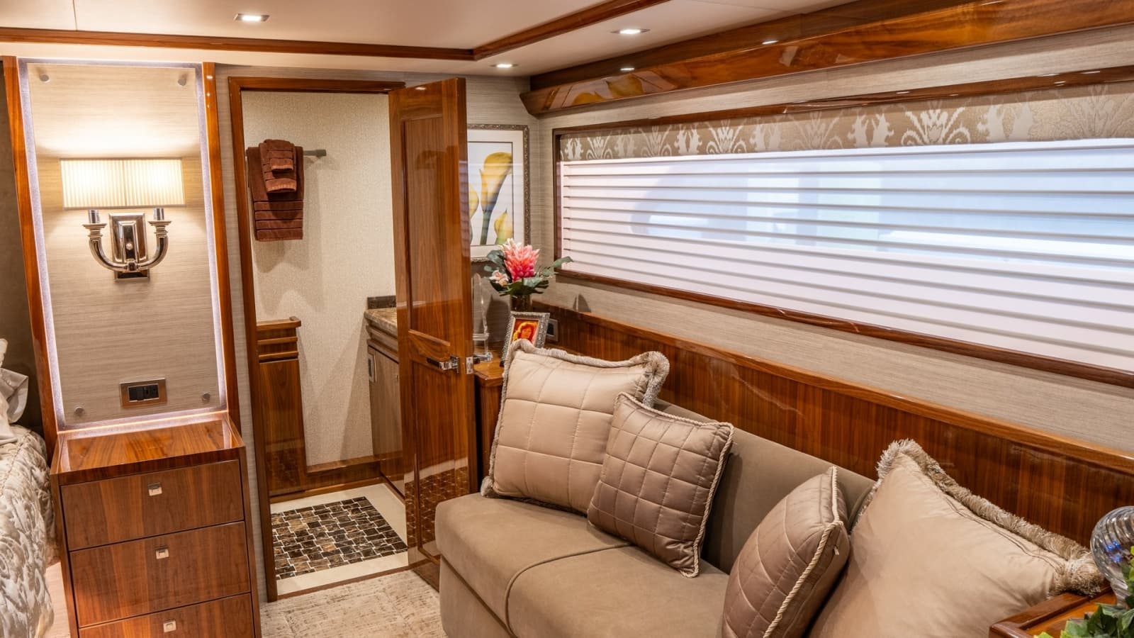 2020 Viking 92 Skybridge "After Midnight"