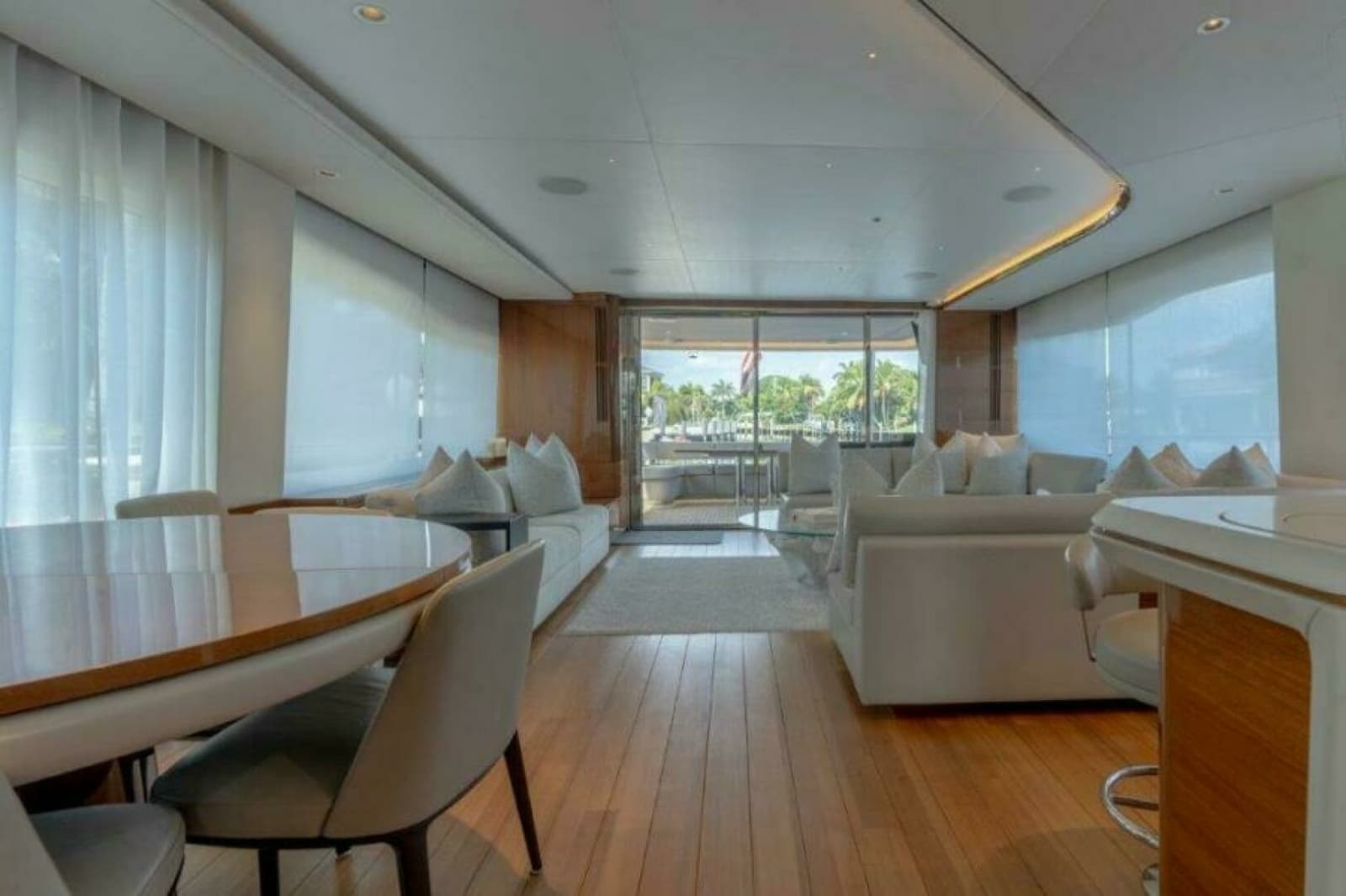 Princess 85 Kaos Dinette