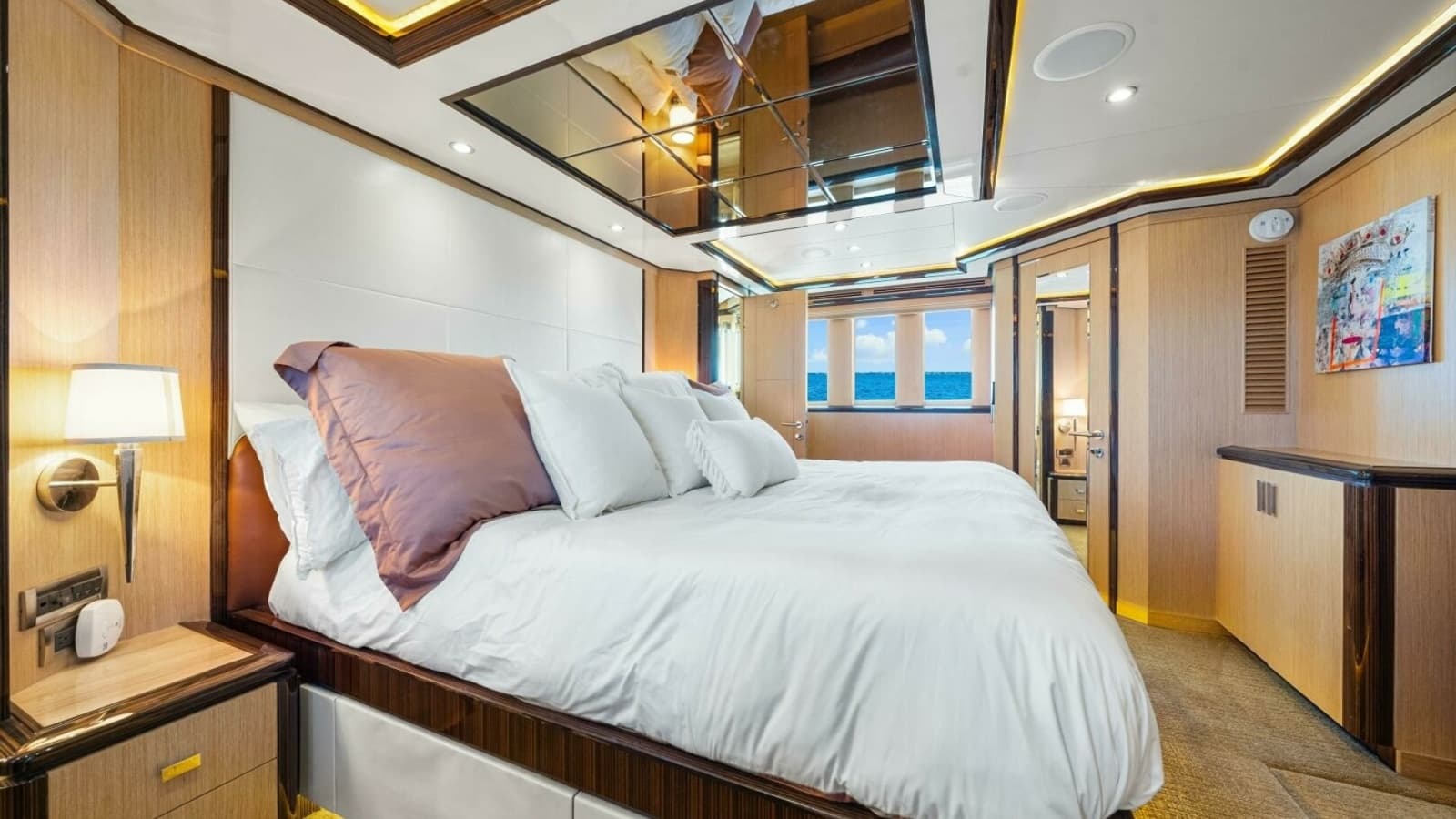2010 83 Ocean Alexander Motor Yacht 'Relentless'