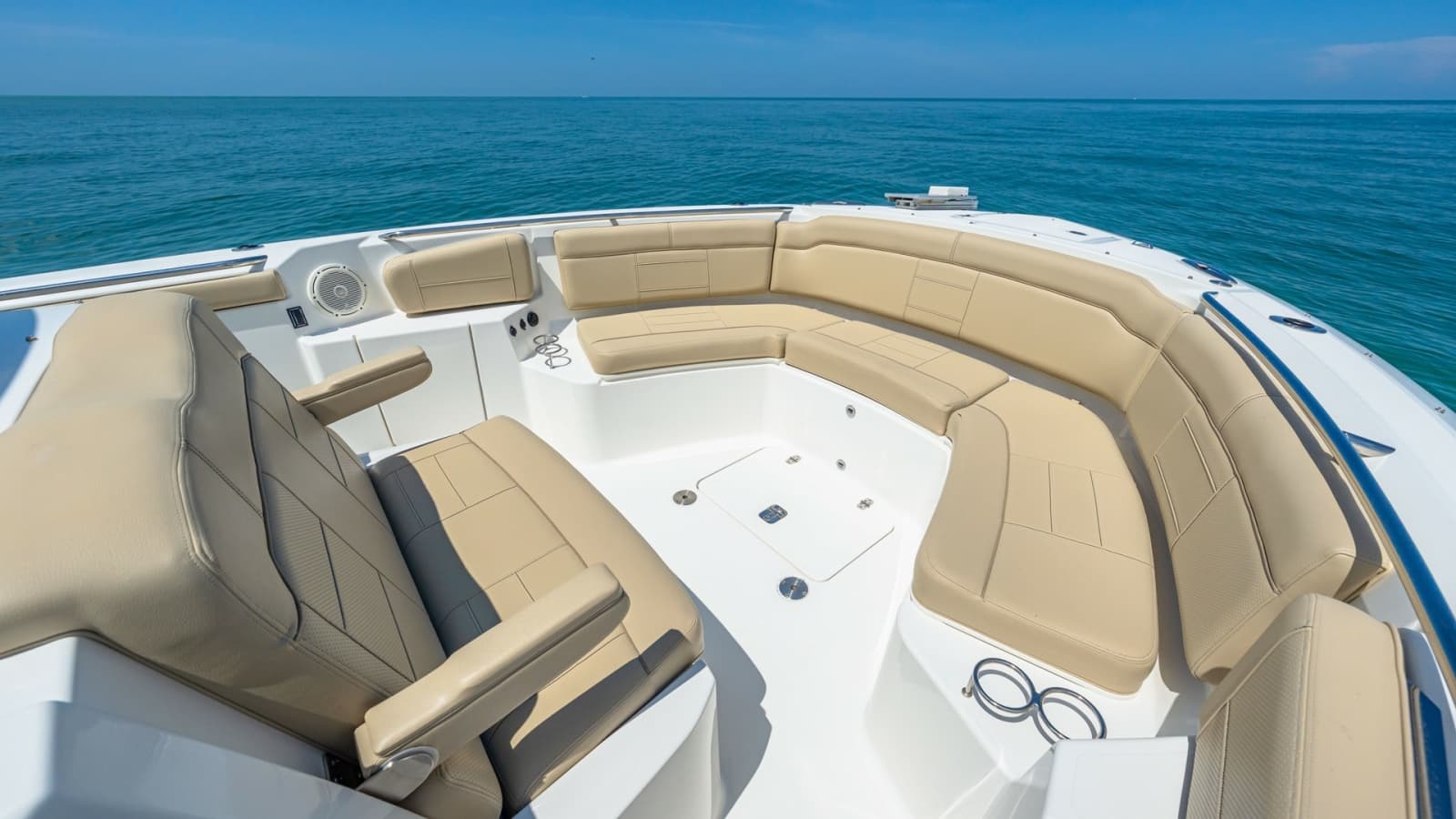 Spacious Bow Seating Area