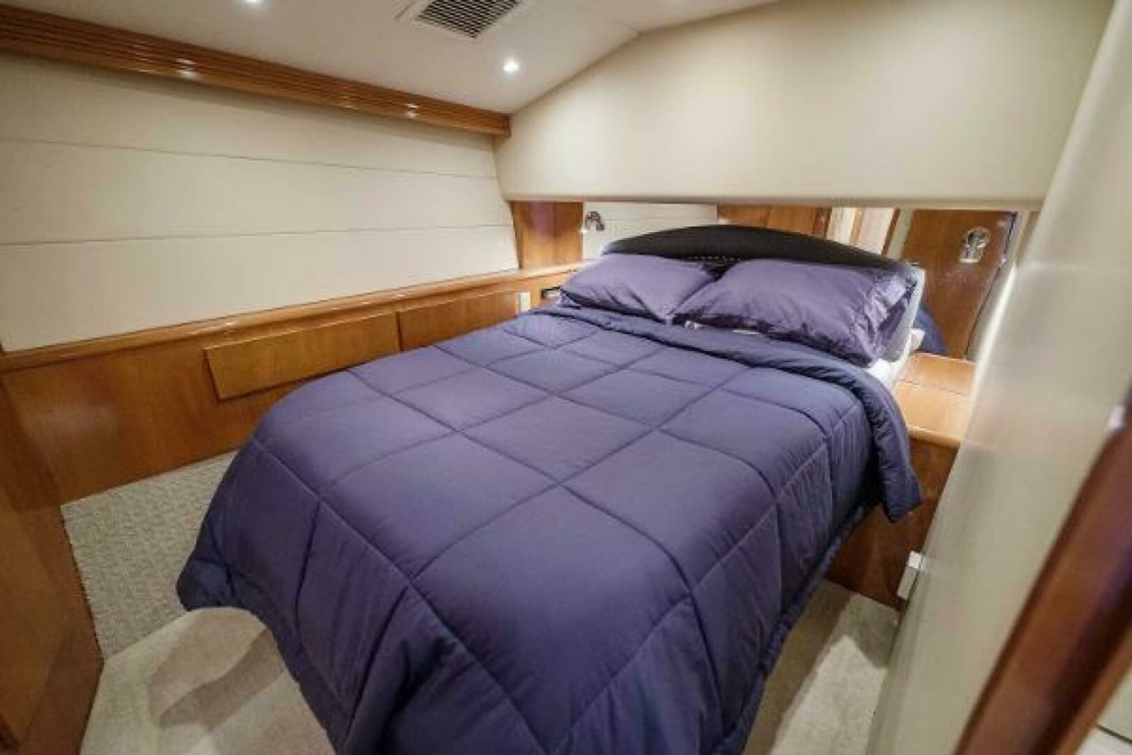Hatteras 50 Tide Up II - Master Stateroom
