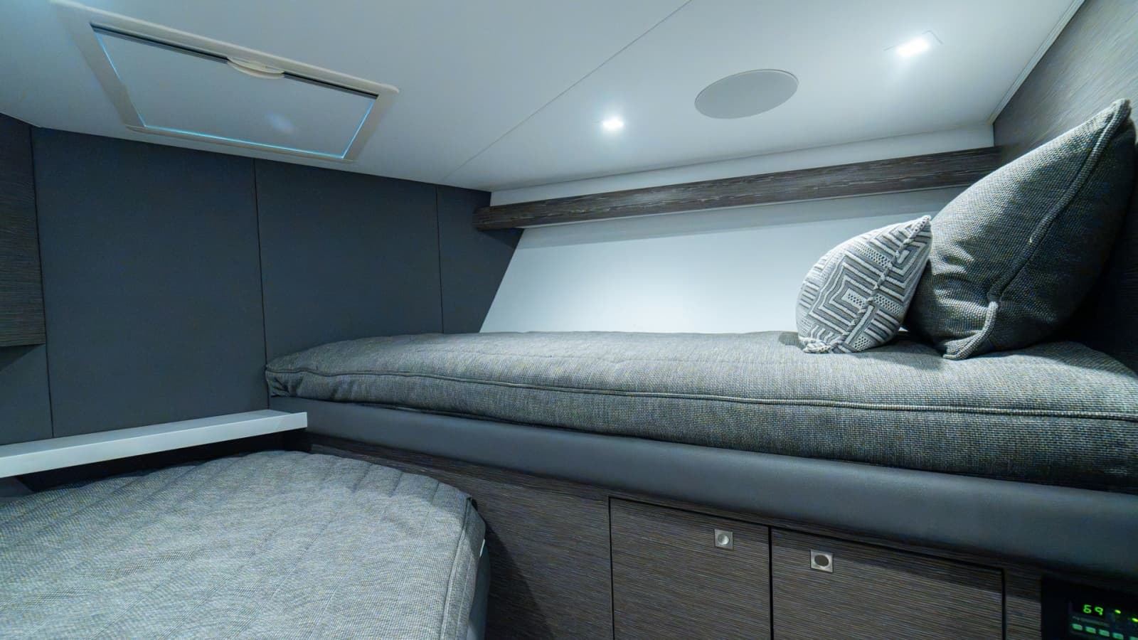 Guest Cabin with Twin Berths